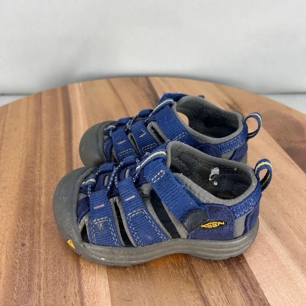 KEEN Seacamp II CNX Size 5 Toddler Boys Blue Yellow Athletic Water Sandals